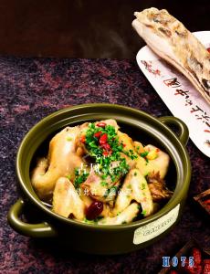 H975咸肉蒸土鸡 蒸鸡