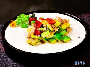 H976云南小瓜爆松板肉