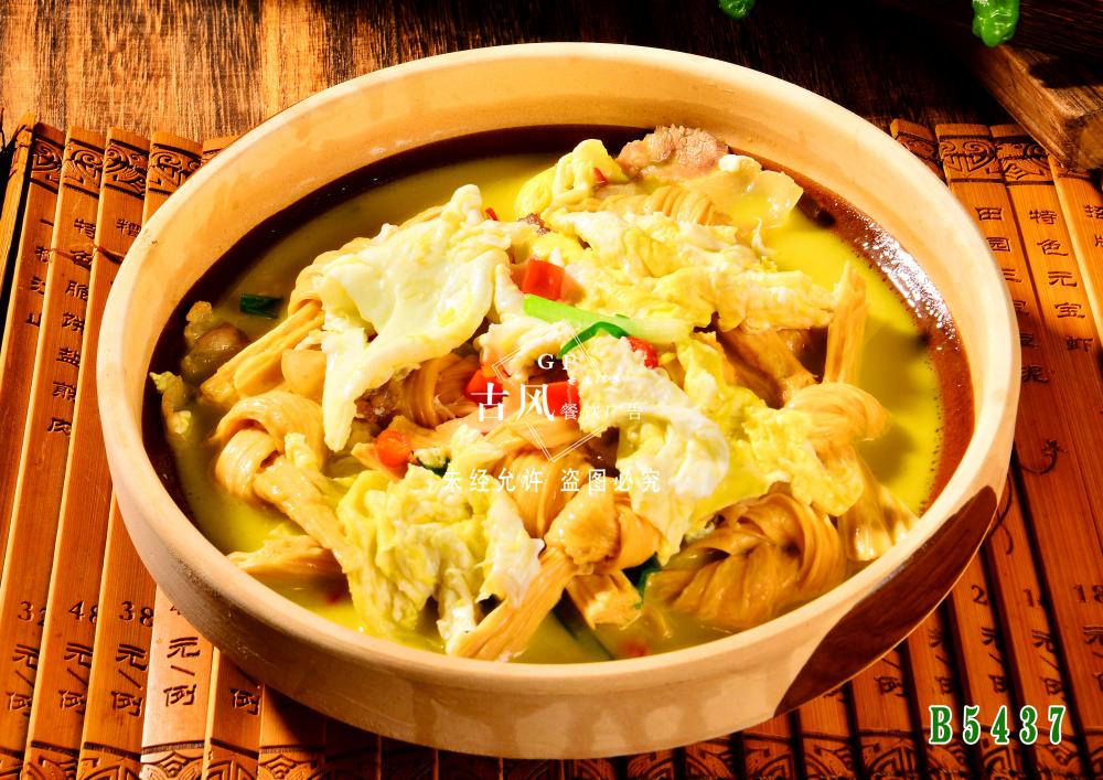 B5437土鸡蛋焖腐竹