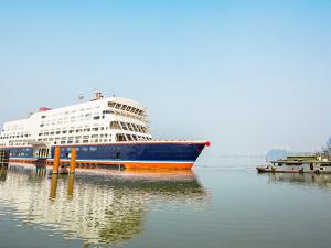 金山壹号游轮酒店