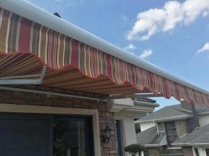 曲臂伸缩遮阳蓬