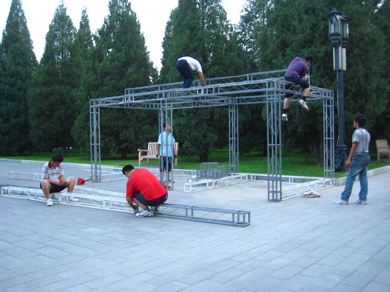 背景架可搭建各造型