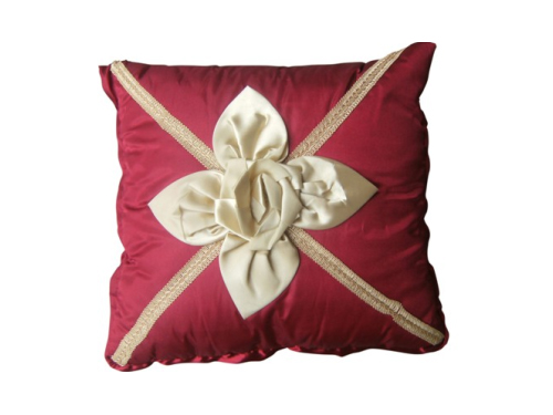 刺绣企业商标抱枕